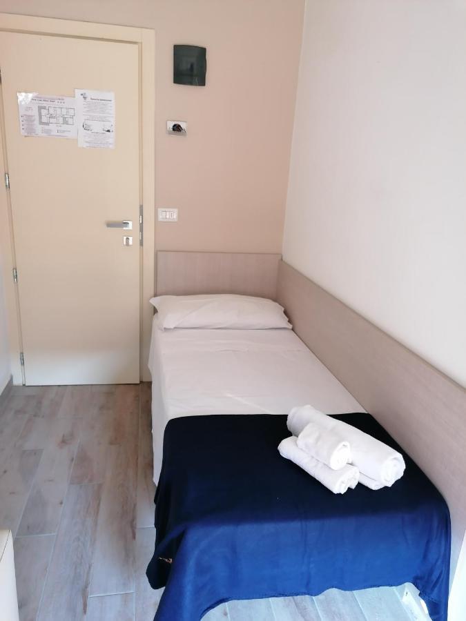 Hotel Luna Rimini Luaran gambar