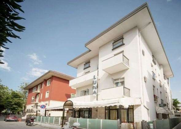 Hotel Luna Rimini Luaran gambar